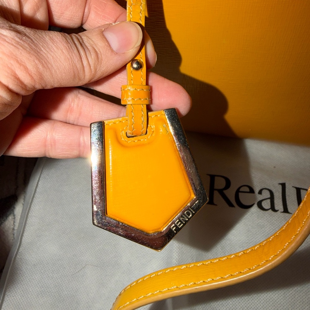 Fendi 2Jours Yellow Handbag from 2014 Karl Lagerfeld Collection - Picture 3 of 16